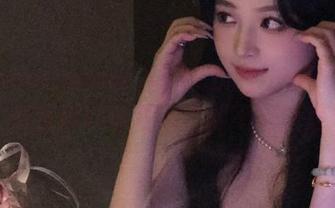 www.51.com的ios界面真心好，简直可以让我沉迷到不愿意起床！