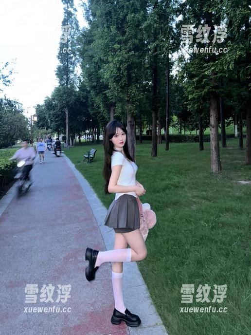 51cg 今日坐上51cg吃瓜线路,听说一不小心就可以听到内幕!