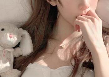 听说苹果版的51cg4新功能666，结果我只看到了666条广告…