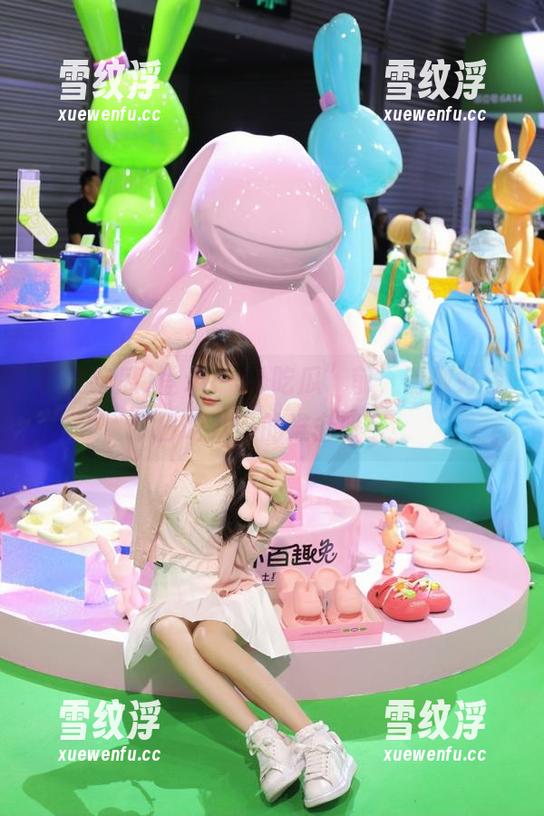 登录“51吃瓜”前，请做好今日吃八卦的准备哦！