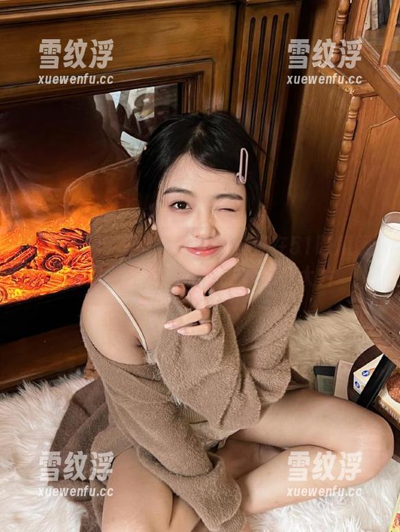 不要问我为啥一直在51吃瓜网站，我只是在追逐前任的‘爱情大片’！