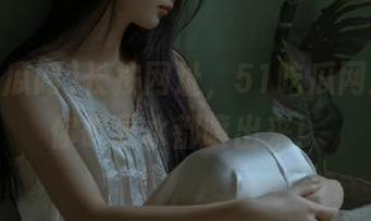 长按网址，51吃瓜网怎么让你矿泉水都喷出来！