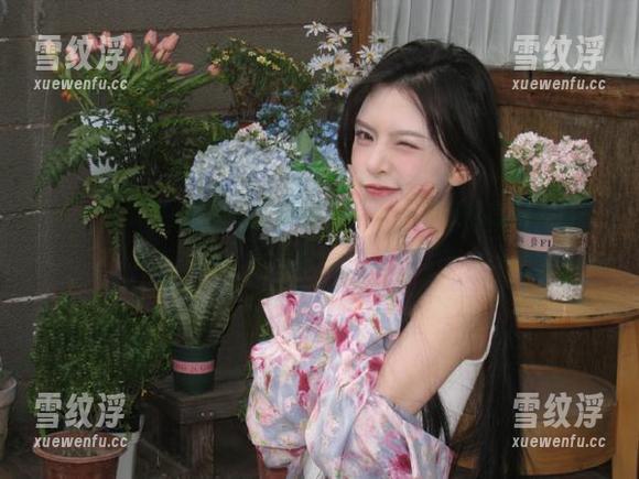 在线与瓜神同行，五一吃瓜网官网入口千姿百态！