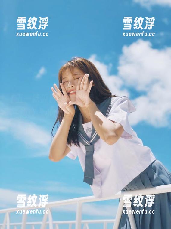 一边登录“五一吃瓜群”，一边让“小道消息”刷爆我的朋友圈，真有意思！