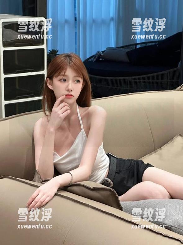 今日吃瓜91：分享看到吃瓜男生后的激动心情，我是不是有点暧昧？