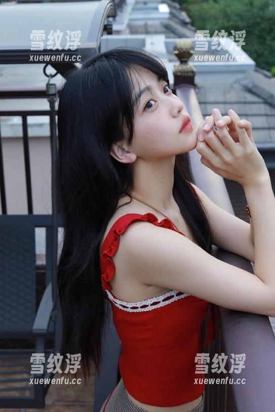 吃瓜不打烊 吃瓜不打烊苹果版——居然有瓜农被娱乐圈的瓜绊住了!