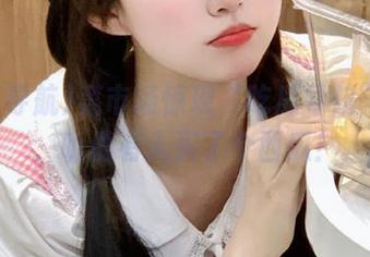 菜市场惊现“吃瓜导航”入口，听说有人买了个西瓜！