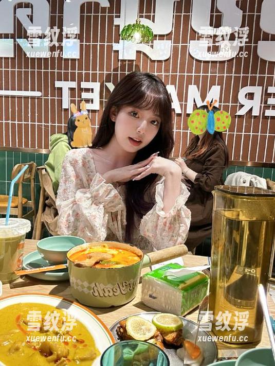吃瓜网 吃瓜网苹果版:在黑料和蘑菇视频中,看那些瓜有多“香”!