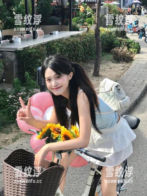 登录吃瓜网，随时随地品味那些“站爆料”，感觉自己像个八卦侦探！