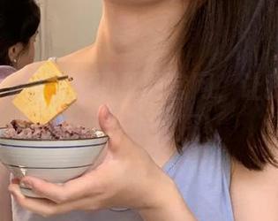 吃瓜网址的官网，让我们一起做八卦小侦探！