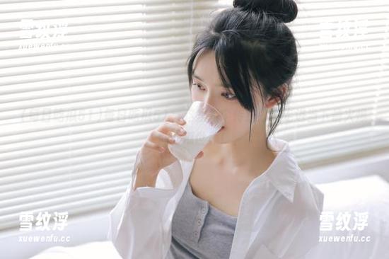 每日吃瓜51：这里有个传送门，走进当下最火爆的大瓜世界！