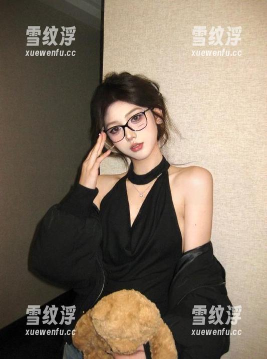网爆黑料苹果版：你绝对想不到的惊天黑料，刚坐下就被惊呆！