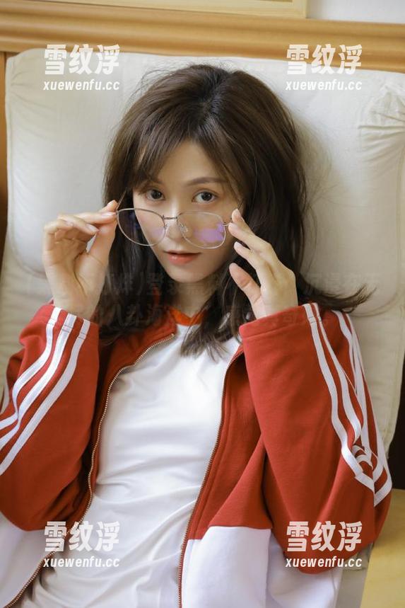 登录黑料不打烊：沉浸在无尽的八卦海洋中，感觉真奇妙。