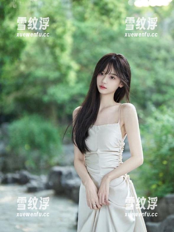 黑料吃瓜app：在线追剧的同时也别忘了看看那些瓜！