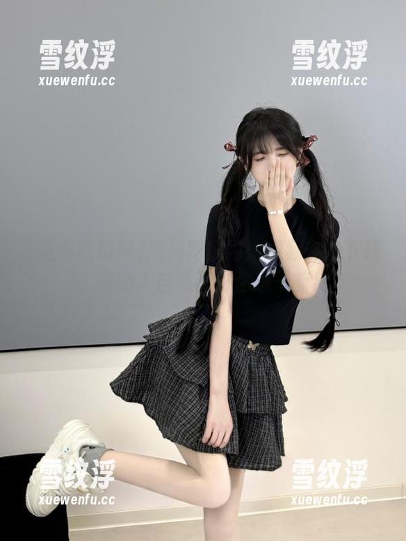 黑料吃瓜网：视频在线下载，懂的人自然明白你想干嘛！