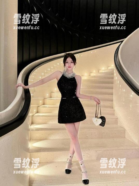 当黑料在线的入口敞开，八卦的气息迎面扑来，真是无法抵抗！