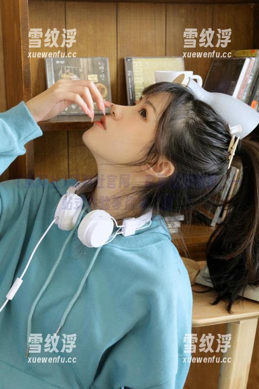 黑料社官网，真真假假的瓜，一站式体验等你来‘撩’！
