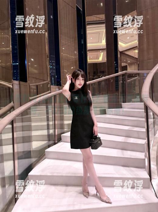 你们还在等什么？快去下载黑料网，不打烊的热搜等着你哦！