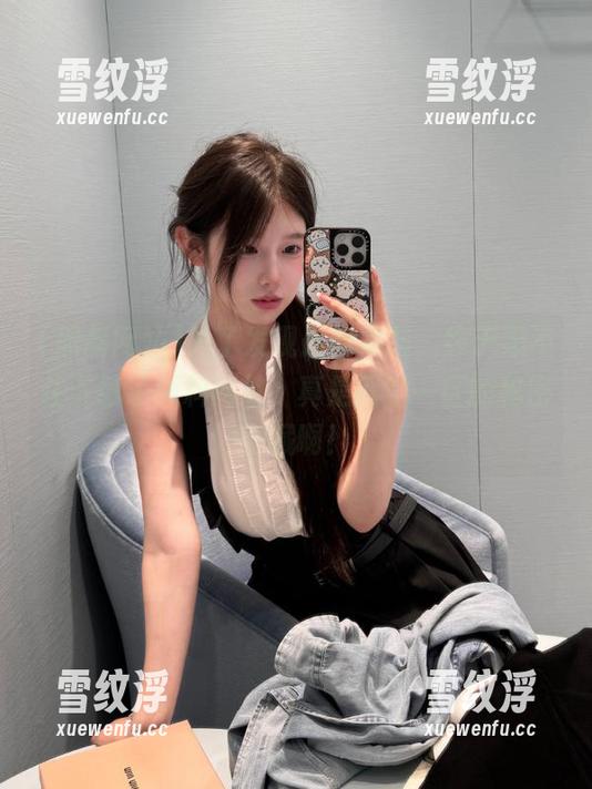 为了发现最新黑料，终于忍不住下载了黑料网站，真是网络一区的秘密宝藏啊！