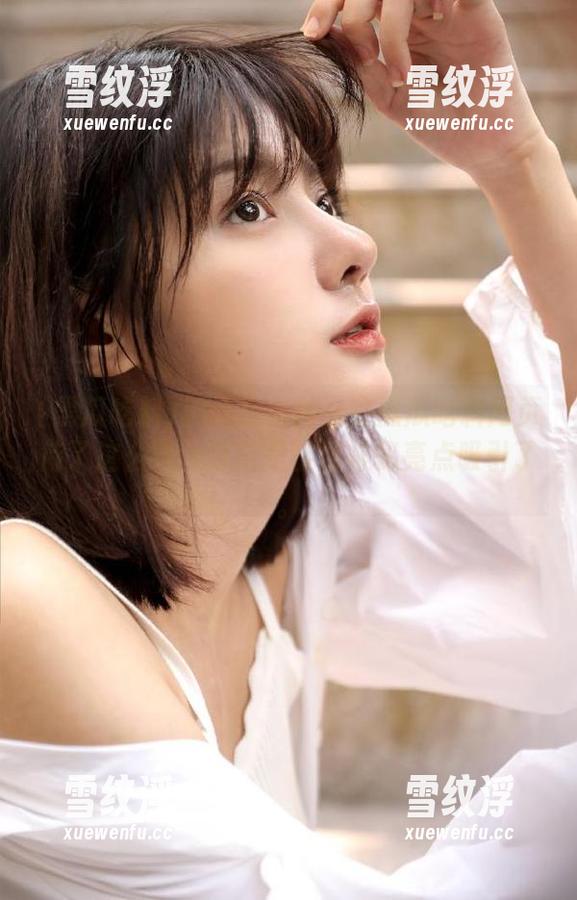 别问我为什么在黑瓜吃料网页待了这么久，肯定是被那神秘亮点吸引了。